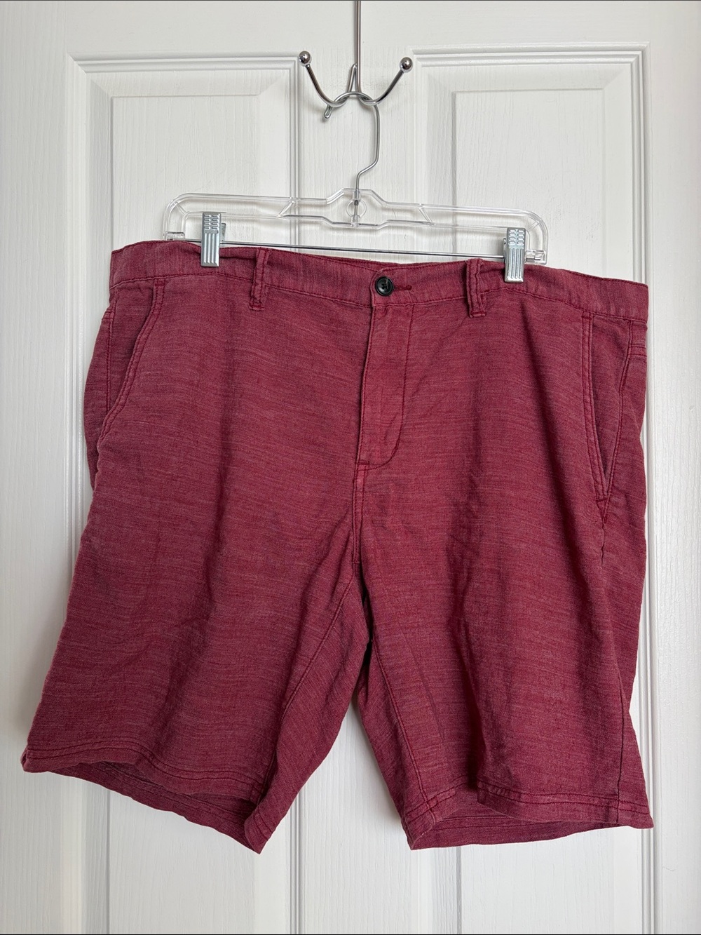 John Varvatos Men's Burgundy Flat Front Shorts